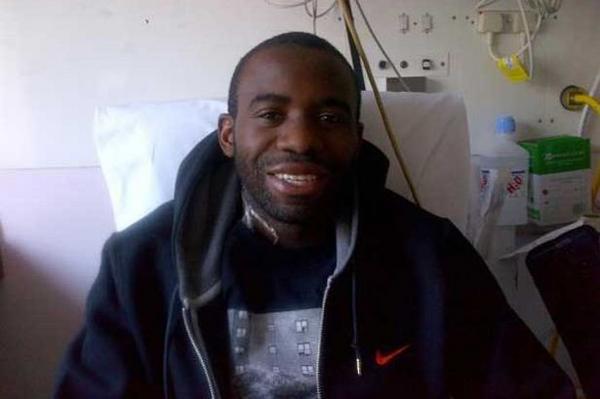 WhySoGaming's tweet image. #BestFootballPics this one hands down #PrayForMuamba