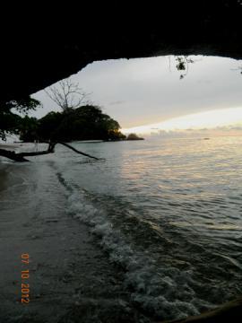 jamieginting's tweet photo. Sunshine-berhala Island @LiburanLokal http://t.co/jU0It4uh