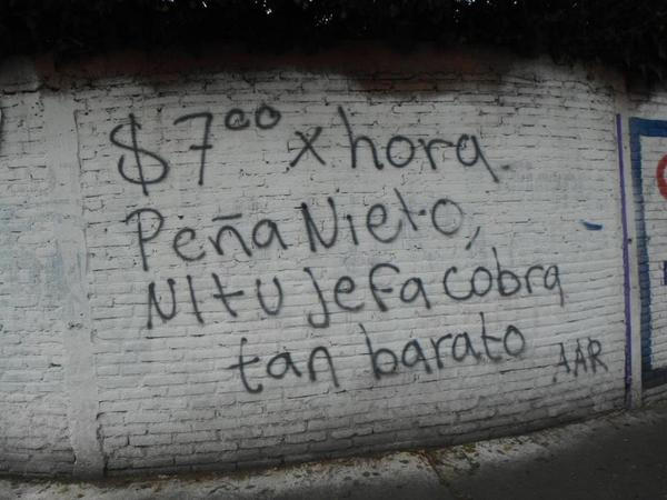 KarlaNry's tweet photo. Jajaja barda para Peña Nieto, de lo mejor que he visto ultimamente http://t.co/s3bn3W3A