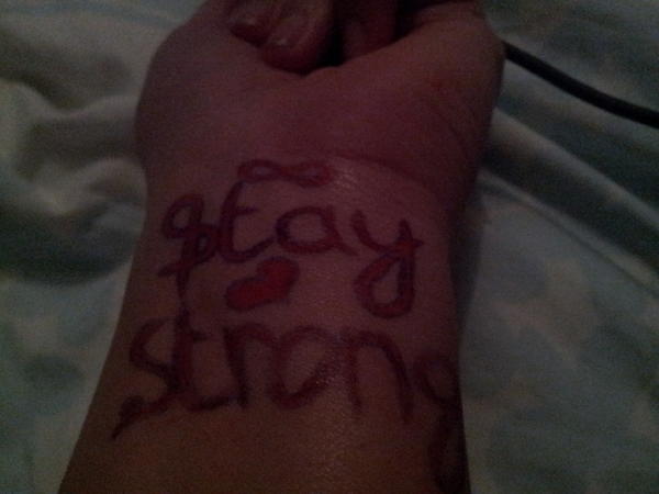 DMforHelp's tweet image. To everybody out there who's struggling with whatever! I LOVE YOU AND YOU TRULY ARE BEAUTIFUL! &lt;333
