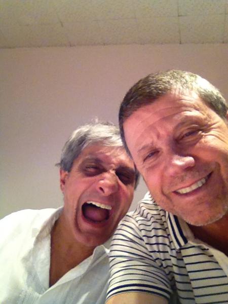 Con <a href="/CersosimoJorge/">jorge cersosimo</a> en la ofi , haciendo que trabajamos !!