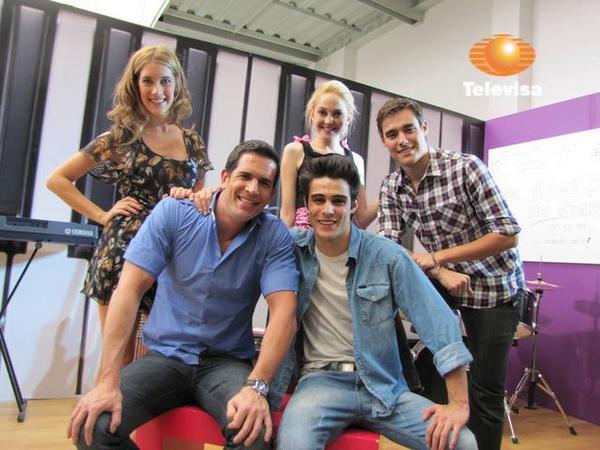 KndTiniJorge's tweet photo. @clarialonso_ @mechilambre @JorgeBlancoG #Diego &amp; #Pablo http://t.co/ApKxf4uG