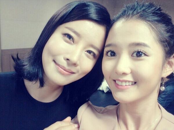 <돈 크라이 마미>는 오늘 네이버 영화검색1위를 당당히 달성!! 많은 분들의 성원에 감사드려요. 여러분들을 위한 배우분들의 비하인드 사진 대공개...
