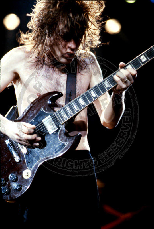 Ross Halfin on Twitter: