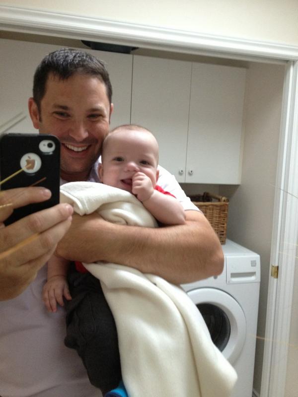 AlwaysTopCheese's tweet image. Have fun @REMAXoa with @mj_rethinking.Greg Dawson has been sending me updates! I'm at home. #daddydaycare #futureagent