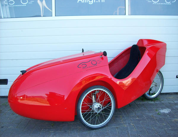Special offer: 1x Alleweder A6 velomobile showroom model, € 4.200 + shipping.