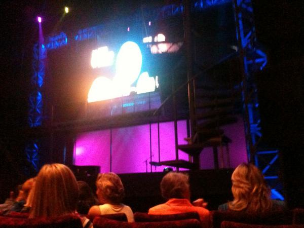 Richard Lewis tweet media