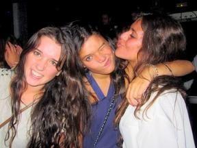 rocioIZ's tweet photo. Que @paloramiro me recuerde las noches de hit asi @martetaGJ : #nahqueobjetar http://t.co/panOla0S
