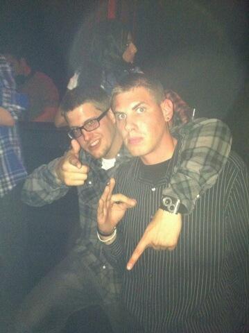 TheAlimoe's tweet image. Live on stage @ The Mid in Chicago with my lil cuz @PlaymakerMiles