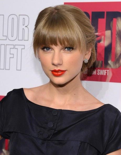 TSwiftNZ's tweet photo. Taylor at the #RED release Listening Party! #REDreleaseweek http://t.co/vrJwU4LQ