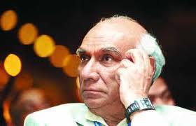 MY MOST FAVORITE MOVIE MAKER...YAASH CHOPRA.... RIP..!!! WE MISS U A LOT JEE....!!!