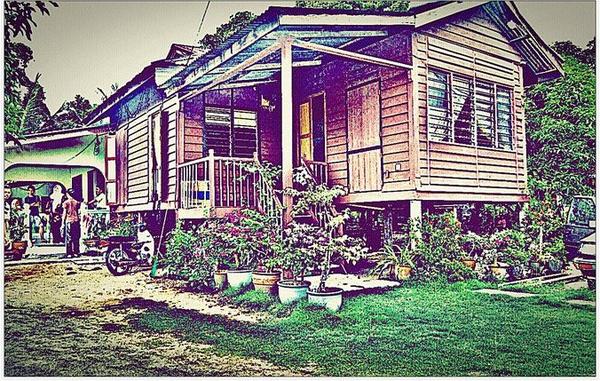 norazian's tweet photo. Rumah Opah http://t.co/GR4naGAX