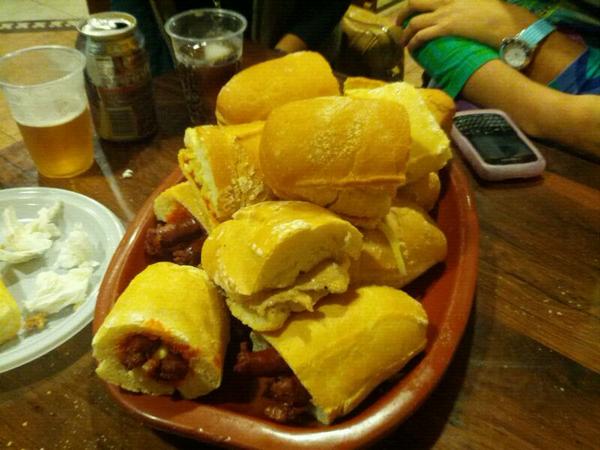 pazcabmatas's tweet image. Enchufeeeeeeee @martiitadoblei @Cristi_ct_ @adelycc @AliciaaMrt @_NadiaMartinez_ #mergo oleeeee!