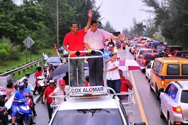 marcosalcaldeVB's tweet photo. El 6 de Nov. #ParemosAFortuño y al #PNP #Vota #PPD @ppdpr @agarciapadilla @coxalomar @juventudppdpr http://t.co/O9yeSuwc