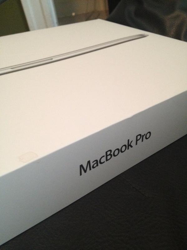 crowleydesign's tweet image. I was due for an upgrade. Much more speedy! #macbookproretinadisplay