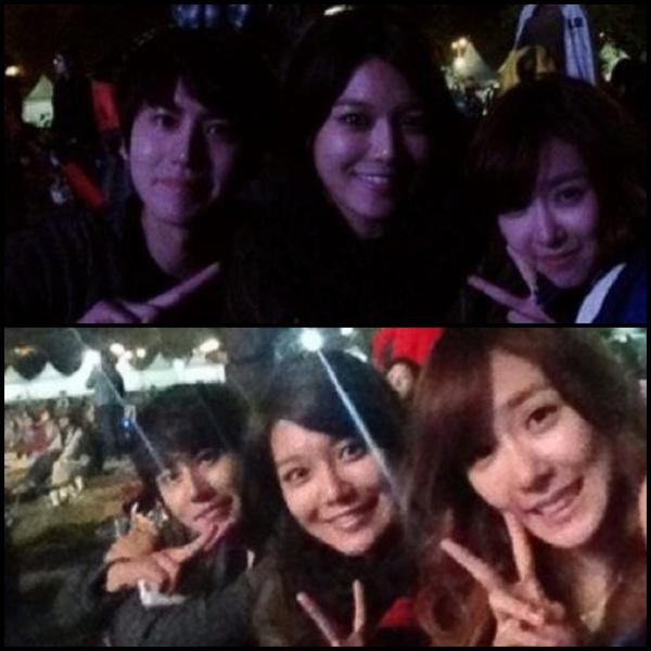 [PIC][24-10-2012]SooYoung - Tiffany và KyuHyun đến xem Concert của "Brown Eyed Soul" A58_wpkCAAArEgc