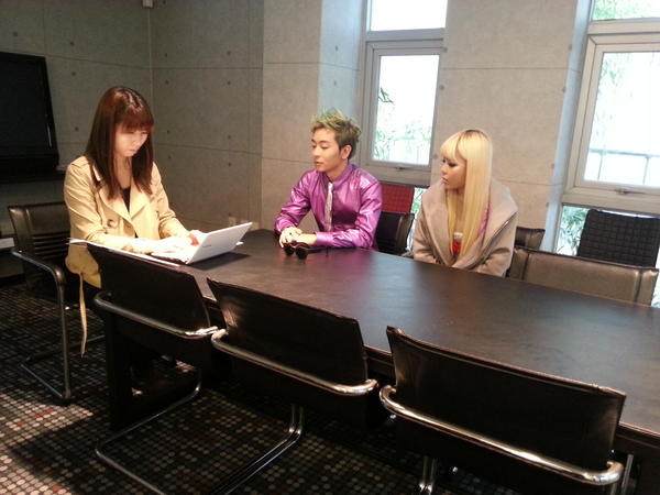 저희 더치어스! 빌보드 코리아 에서 인터뷰중입니다~^^