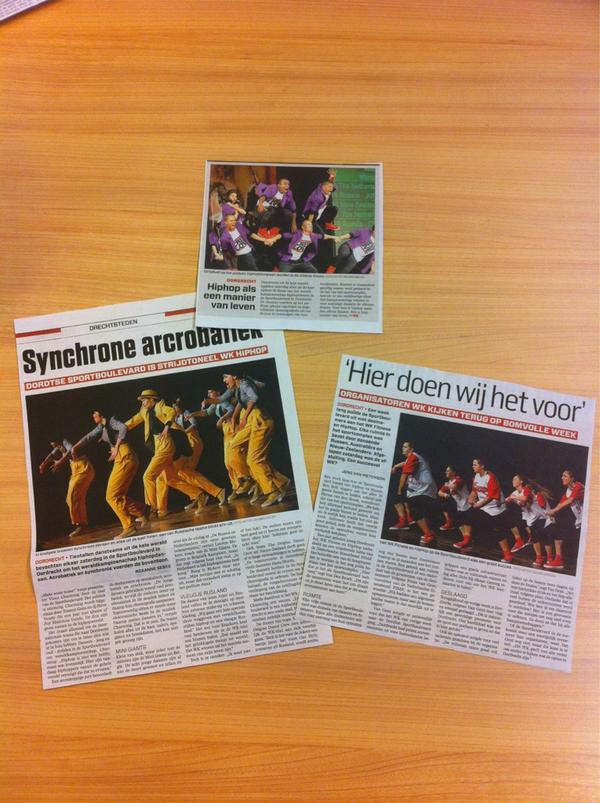 DordtSport's tweet photo. Leuke PR in de kranten afgelopen dagen over de WK Hiphop ( @WCDordrecht2012 ) #dordtsport http://t.co/fazEYcNN