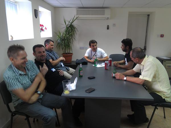 CroKiwi's tweet photo. :) meeting http://t.co/3kzU9bHG
