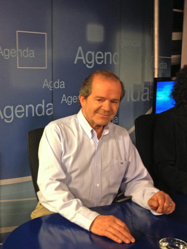 TomasConcejal's tweet photo. Mañana en #agendanacional de @CNNChile, donde estaremos conversando  del desarrollo de Chile desde el territorio. http://t.co/ynBfTNNB