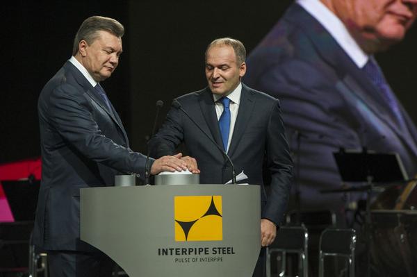 InterpipeSteel's tweet photo. В церемонии открытия завода принял участие Президент Украины Виктор Янукович. http://t.co/eu47GhtZ