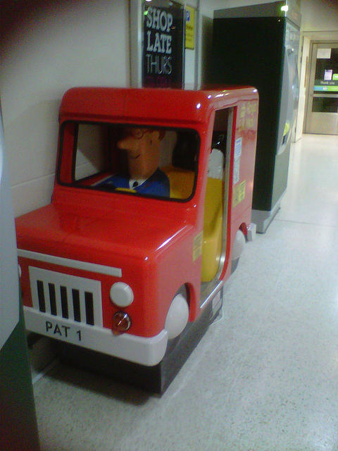 harrymac94's tweet image. #SignsOfGettingOld Not being able to ride in these bastards! #postmanpat