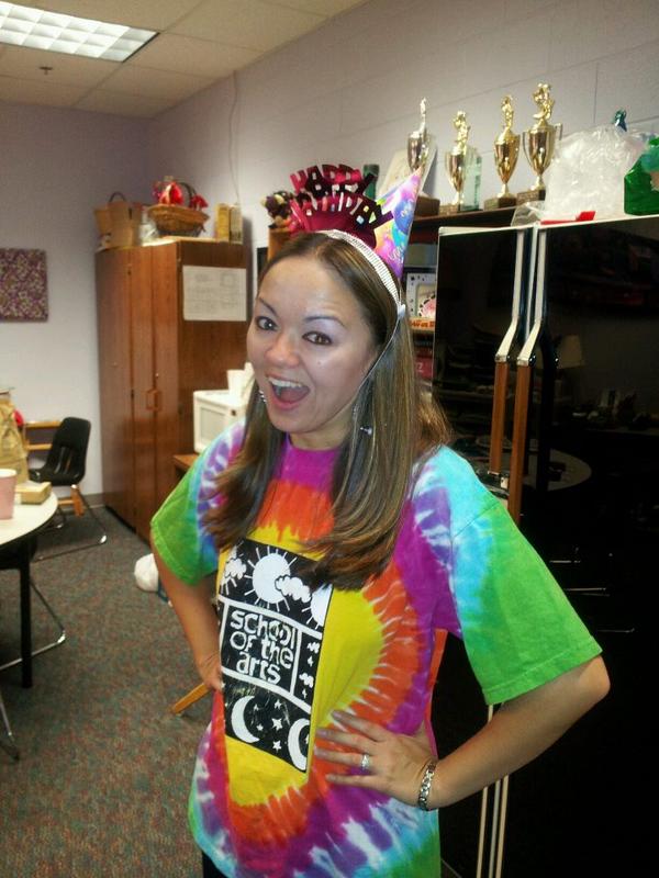 QLMSmSAM's tweet photo. RT @ahallsoa: mSAM/SOA knows hw 2 make a teacher feel special on her bday! Well- the day before anywy ;-) TU! #qlms13 http://t.co/CzbEYKMp