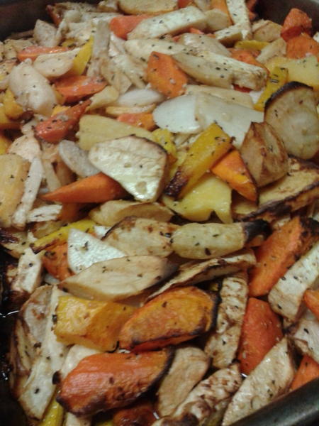 oldsteininn's tweet photo. #sexyroastedrootveggies at Old Stein Inn tonight http://t.co/wKU63TuG