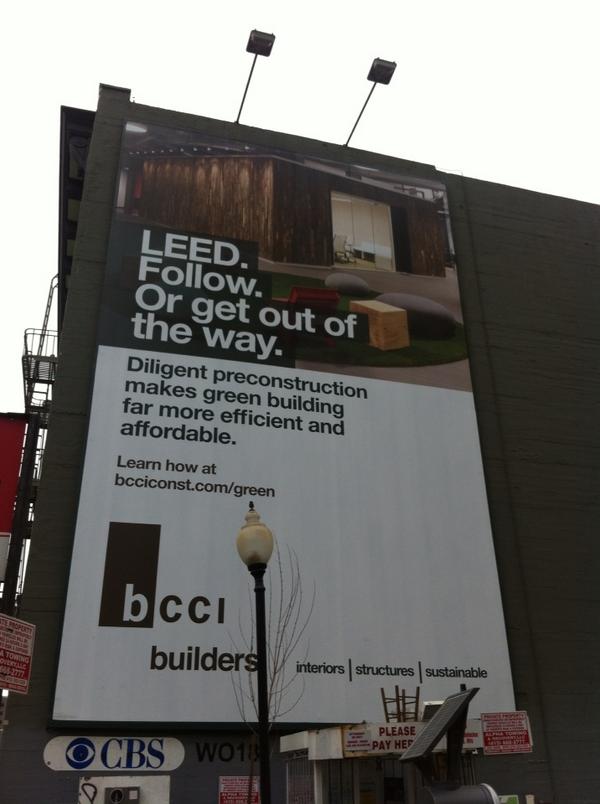 Bldmark's tweet image. How cool is this. Too bad it's temporary and not associated with the actual building.