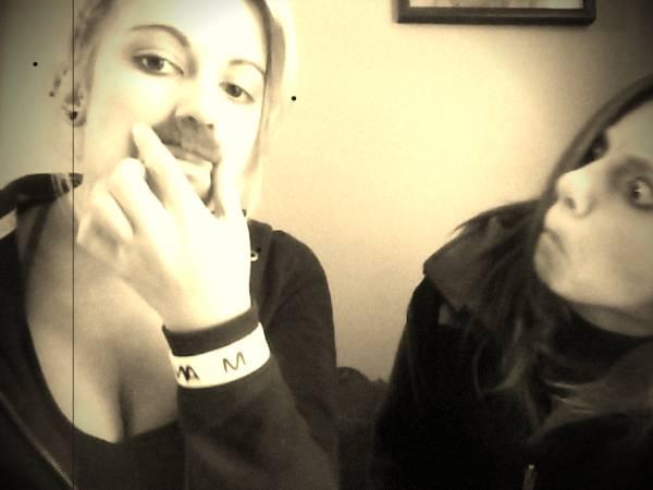 KiimJoyce's tweet image. #moostache #webcamtoy