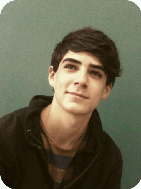 JosDice's tweet photo. Buen viernes! http://t.co/Qvtk6vlW