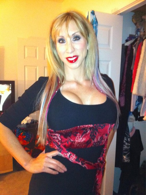 Heading out for dinner http://t.co/kanrFCwz