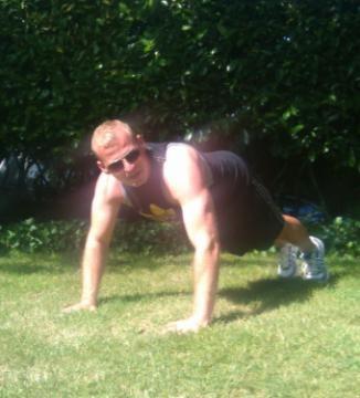 ScottTannerXXX's tweet photo. Hey hey hey!!  What's up everyone?  It's been a LONG LONG time...thought I would give everyone a shout out! http://t.co/B9yqmbPo