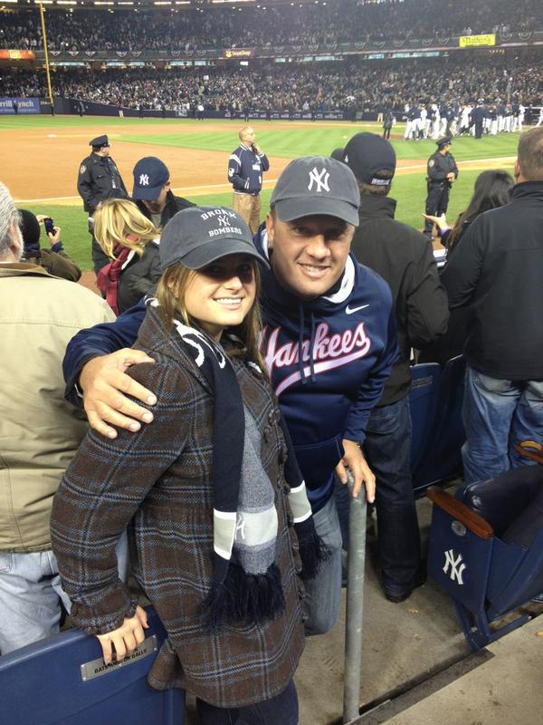 leisengang's tweet photo. Yankees win!! 
With Jill @VectorMedia http://t.co/c7QR3jNs