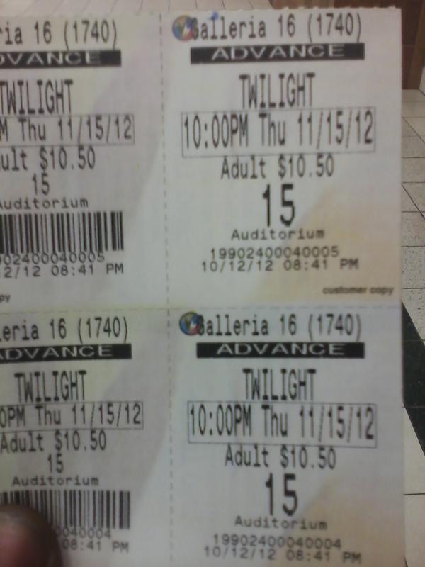 Bo55Holli5's tweet image. Twilight.. tickets already brought.#2LiveCrew #2ForMe