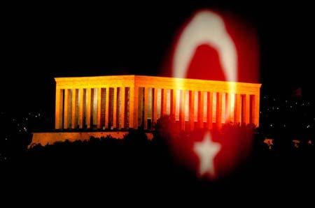 #AnkarayıSeviyorumÇünkü Yiğidim aslanım burada yatıyor.