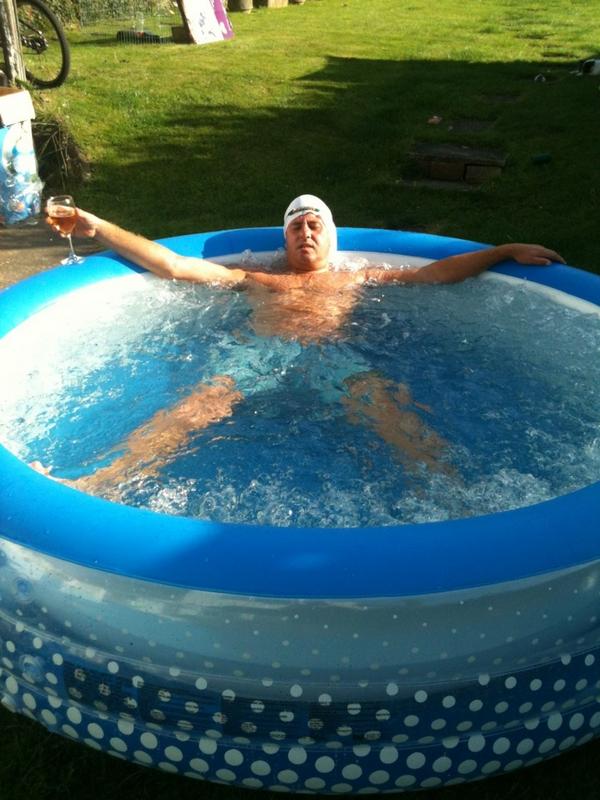 StevieButler68's tweet photo. Dench http://t.co/tn5WbLCl