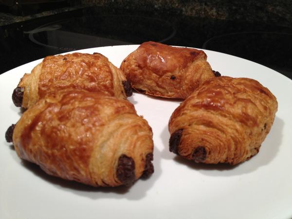 Slyquinn's tweet image. @amandabeeden @sarahjw67 Have fun girls! Here's an early breakfast for ya... #ingastyle