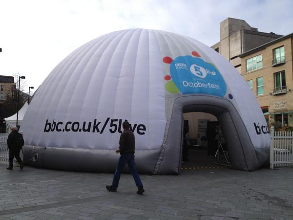 ChrisJ_Houghton's tweet photo. Busy final day in the 5 live activity Igloo #5liveOctoberfest http://t.co/ayUEF8dE