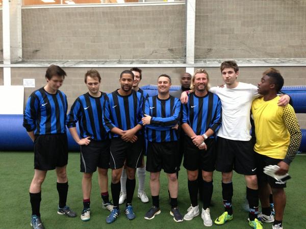 bbc5live's tweet photo. Meanwhile, at #5liveaside >> RT @bbc606: #team606 ready for battle! http://t.co/qk0Du4sE #5liveoctoberfest