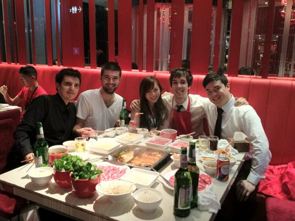 Jorosar's tweet image. Hot pot squad, assemble! #WhoNeedsSleep #SC2WCS @Artosis @FollowGrubby @FollowCassandra