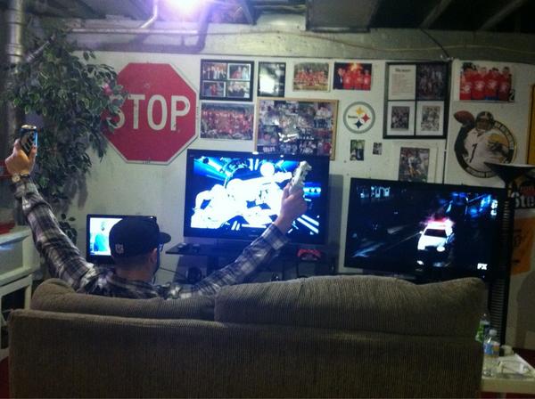 Aluki's tweet image. Yes sir! #3tvs #collegefootball #Madden13 @OJ_did_it