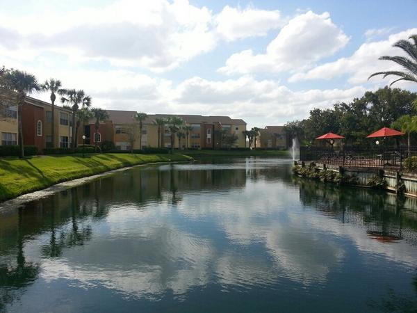 conner_rust's tweet image. Me apartment complex.