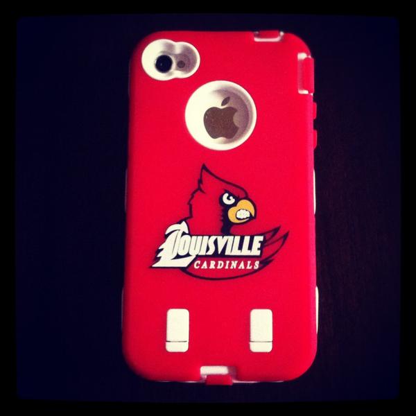 iPhoneCases4You's tweet photo. @ElleRaiser #18 Louisville Cardinal iPhone case just $18. Retweet. #GoCards #iphone3G #iphone4 #iphone4S http://t.co/q9OlaCIT