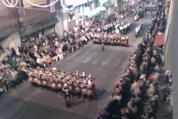 FestesdeCallosa's tweet photo. Entrà cristiana en marxa http://t.co/3T5bu3FO