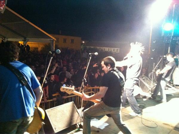 LOSGATILLAZO's tweet photo. Y seguimos en casa... http://t.co/GrxN9uls