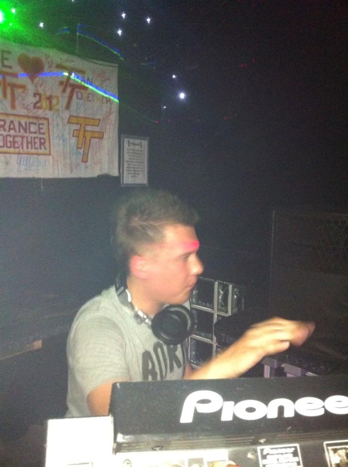 A5ICo8BCIAA9tq5.jpg:large