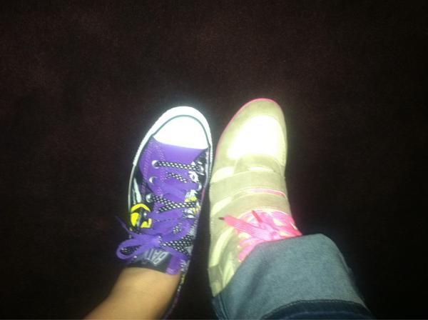 MMGmeliss's tweet photo. Tweet you feet! #sneakerball http://t.co/ibRSRKCS