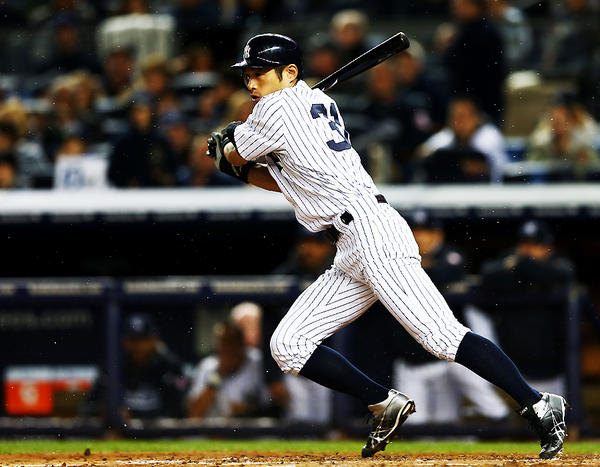 Yankees's tweet photo. We've seen plenty of #postseason magic already this week. RT if you want some more in the 9th! #27andCounting http://t.co/KnJsuojw