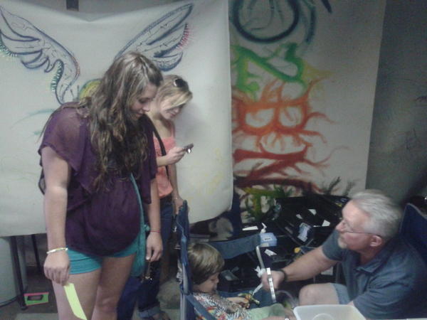 BlueSunStudio's tweet image. . . .